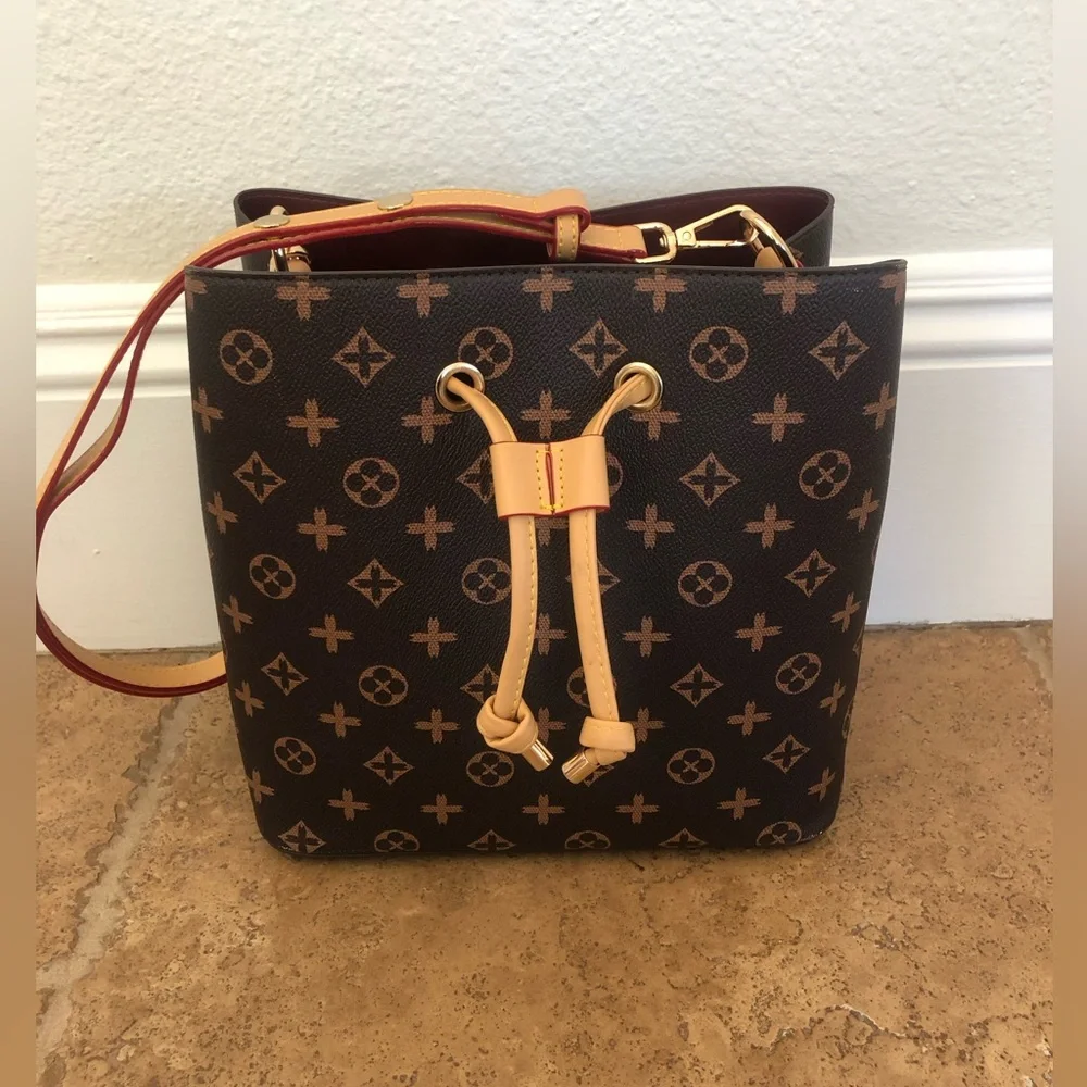 INSPIRED-BY MONOGRAM BUCKET BAG - DETACHABLE STRAP ( GOOD CONDITION)